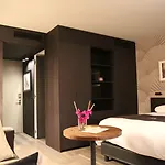 Готель San Carlo